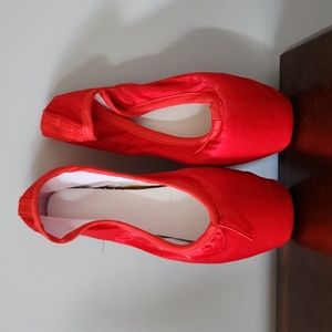 NWOT Ballet Pointe Shoes 🩰